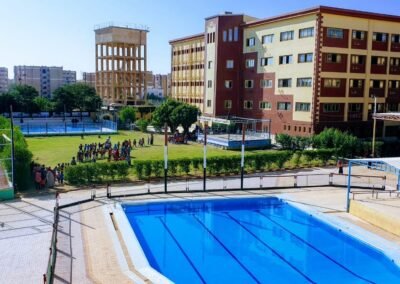حمام سباحة مدرسة المستقبل-  بأسوان